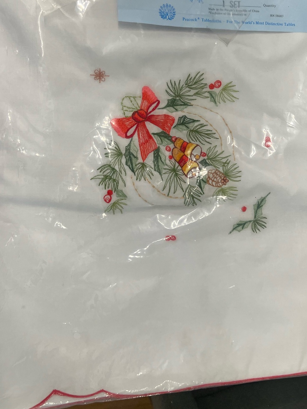 Peacock Creation vintage Christmas embroidered 13 piece tablecloth napkin set